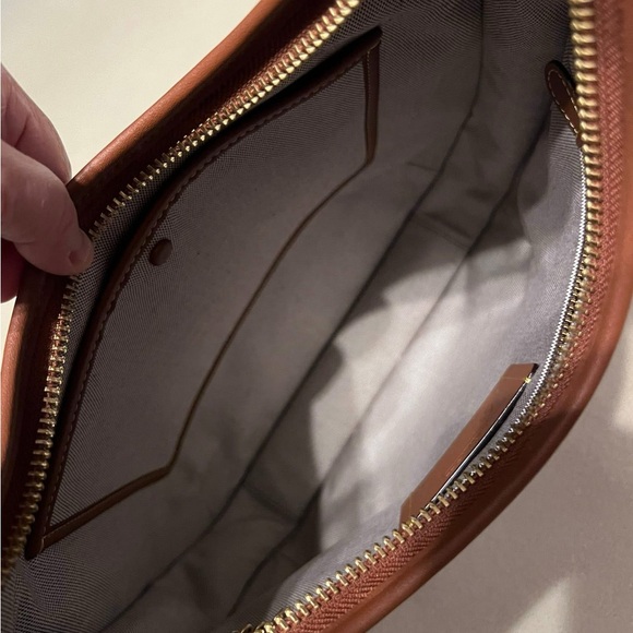 Coach Ergo 33 Glovetanned Leather Brass/1941 Saddle Large Shoulder/Hobo Bag - Picture 8 of 12